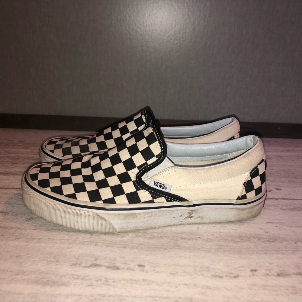 Black and white checkered Vans size 8.5